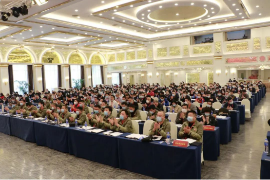 中國(guó)演藝設(shè)備技術(shù)協(xié)會(huì)第七屆第一次會(huì)員代表暨第一次理事會(huì)議在廣州成功舉辦。祝賀恩平市海天電子科技有限公司成為中國(guó)演藝設(shè)備技術(shù)協(xié)會(huì)第七屆常務(wù)理事單位。